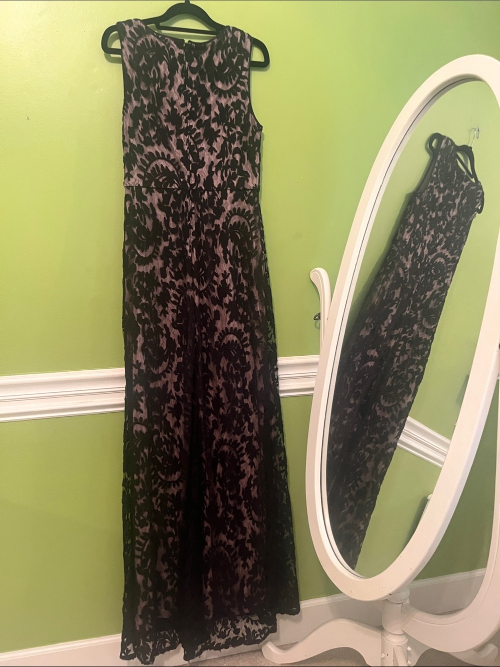 Adrianna Papell Illusion Lace Sleeveless Column Gown - Picture 7 of 8